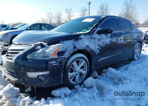 2015 Nissan Altima 2.5 Sv из США, поврежденный, VIN 1N4AL3AP4FC279457